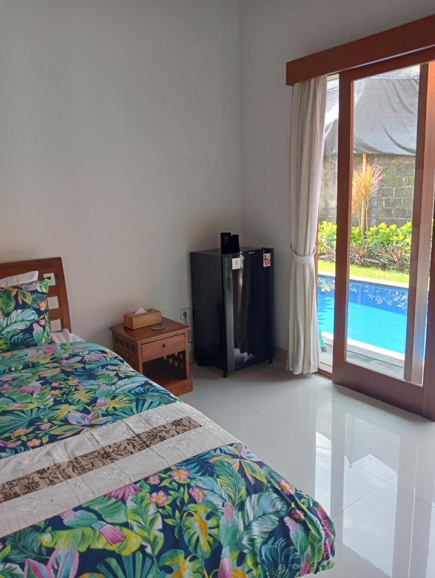 Pondok Indah Villa Ujung エクステリア 写真