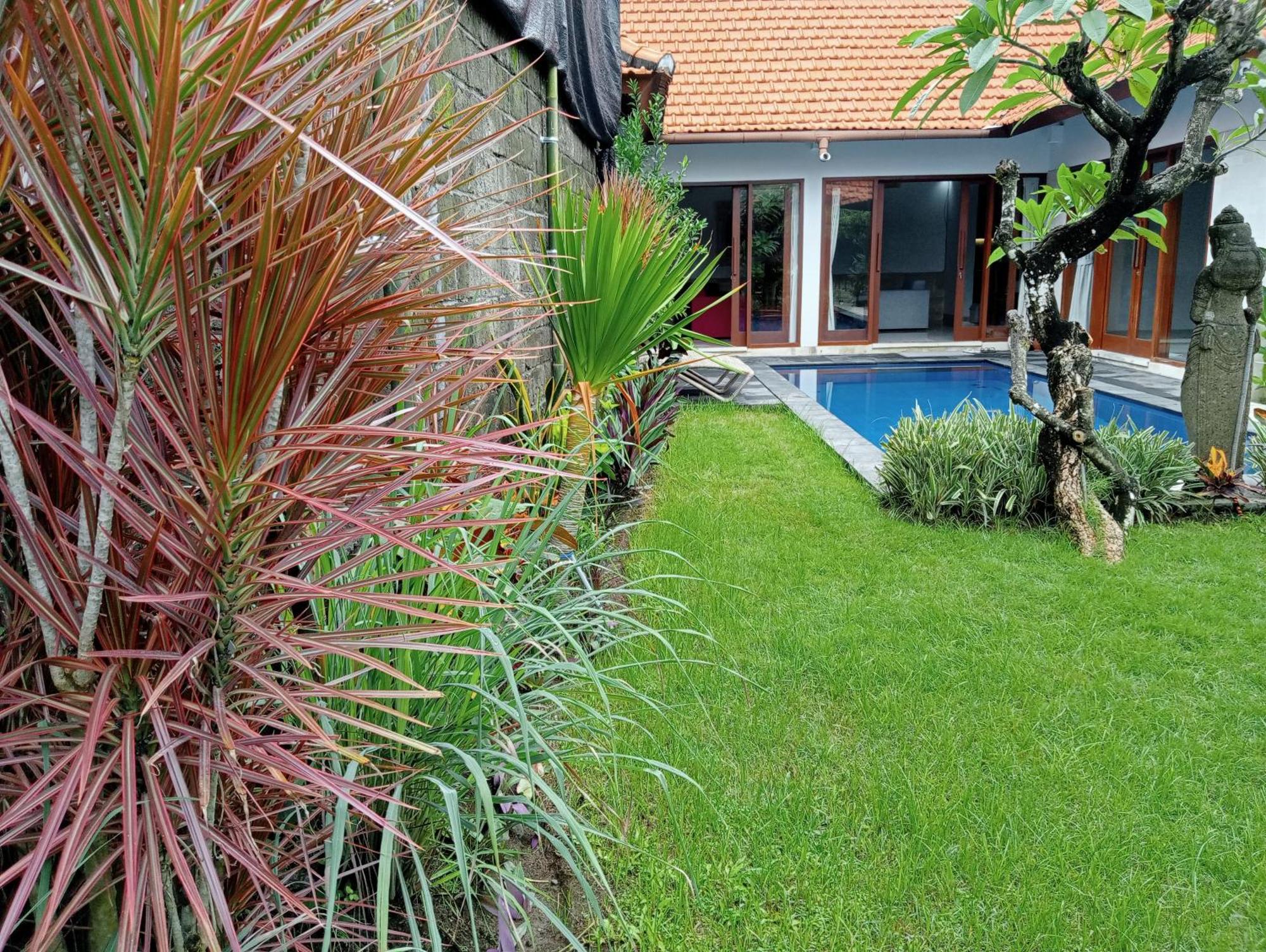 Pondok Indah Villa Ujung エクステリア 写真