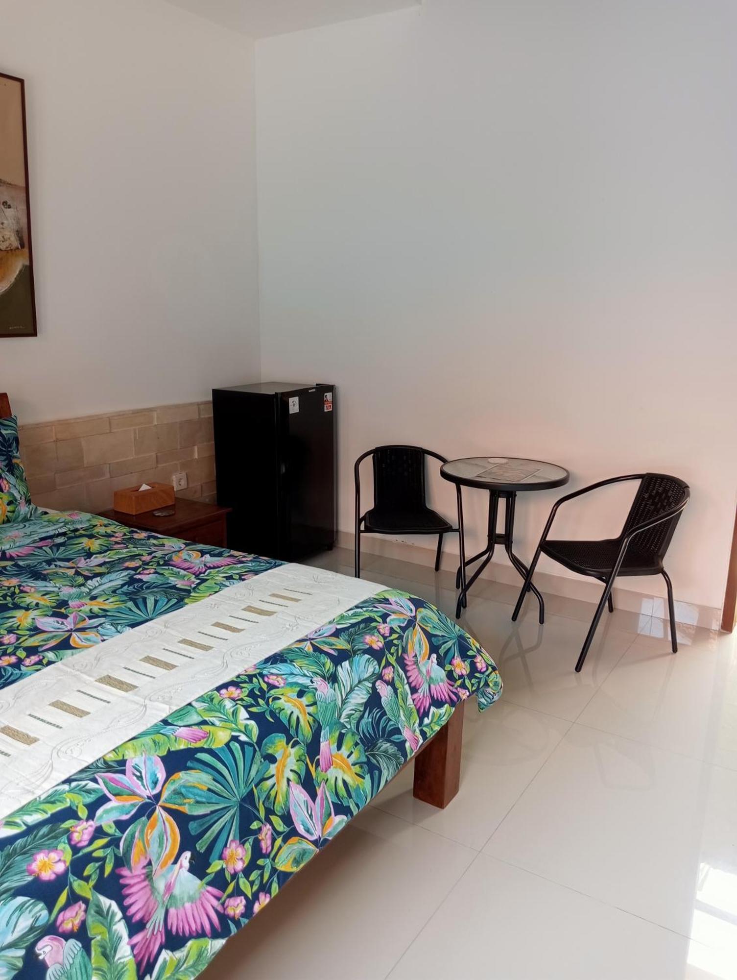 Pondok Indah Villa Ujung エクステリア 写真