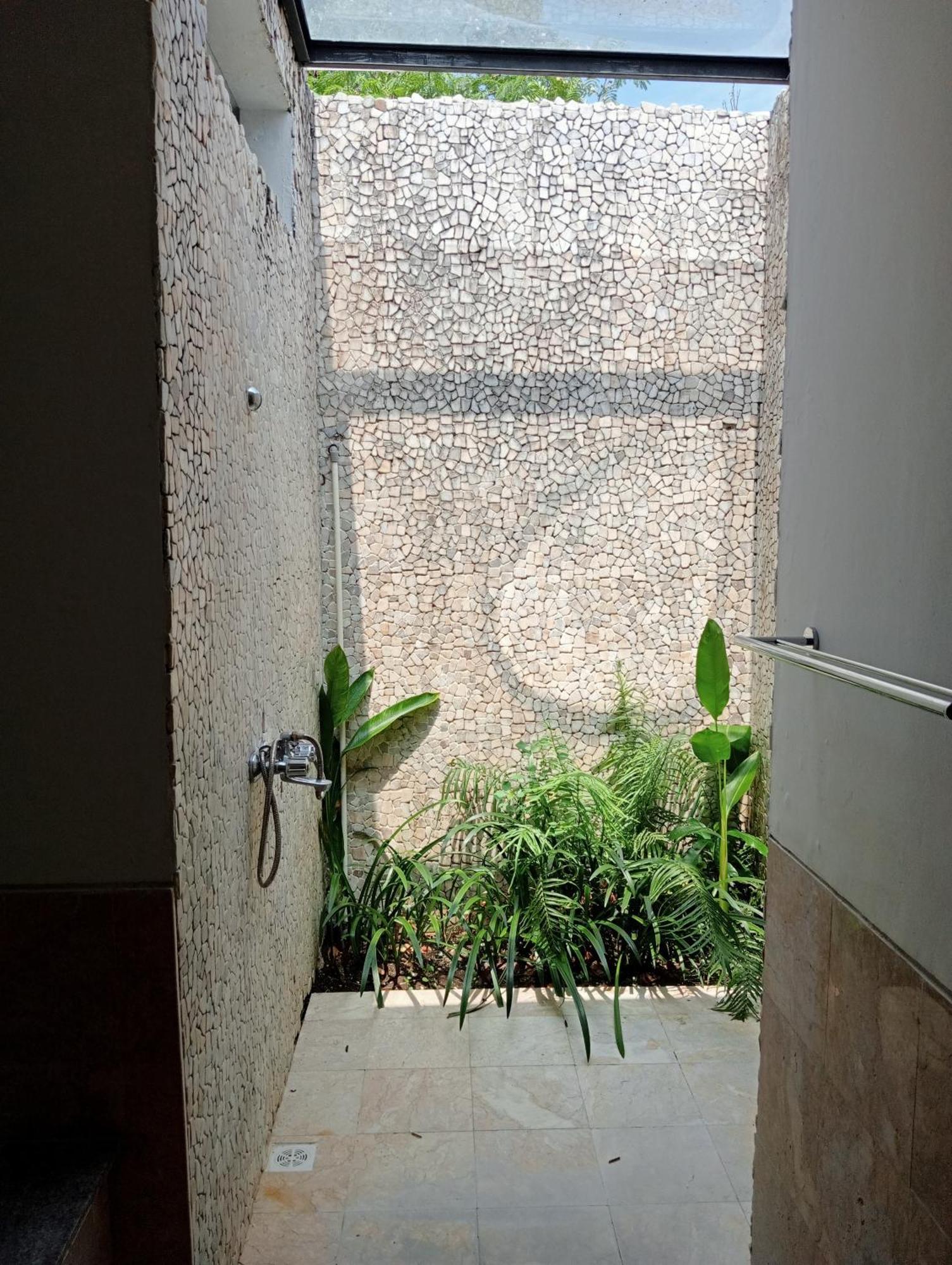 Pondok Indah Villa Ujung エクステリア 写真